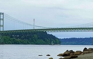 Co zwęża pory na twarzy?