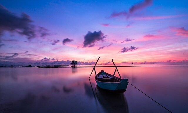 Jaki kolor torebki jest modny?