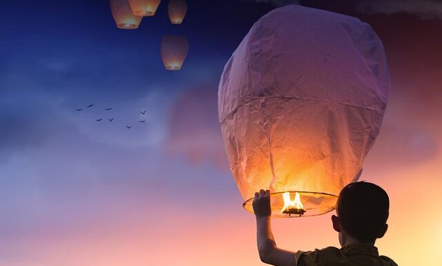 Jak zrobić lampion z liści?